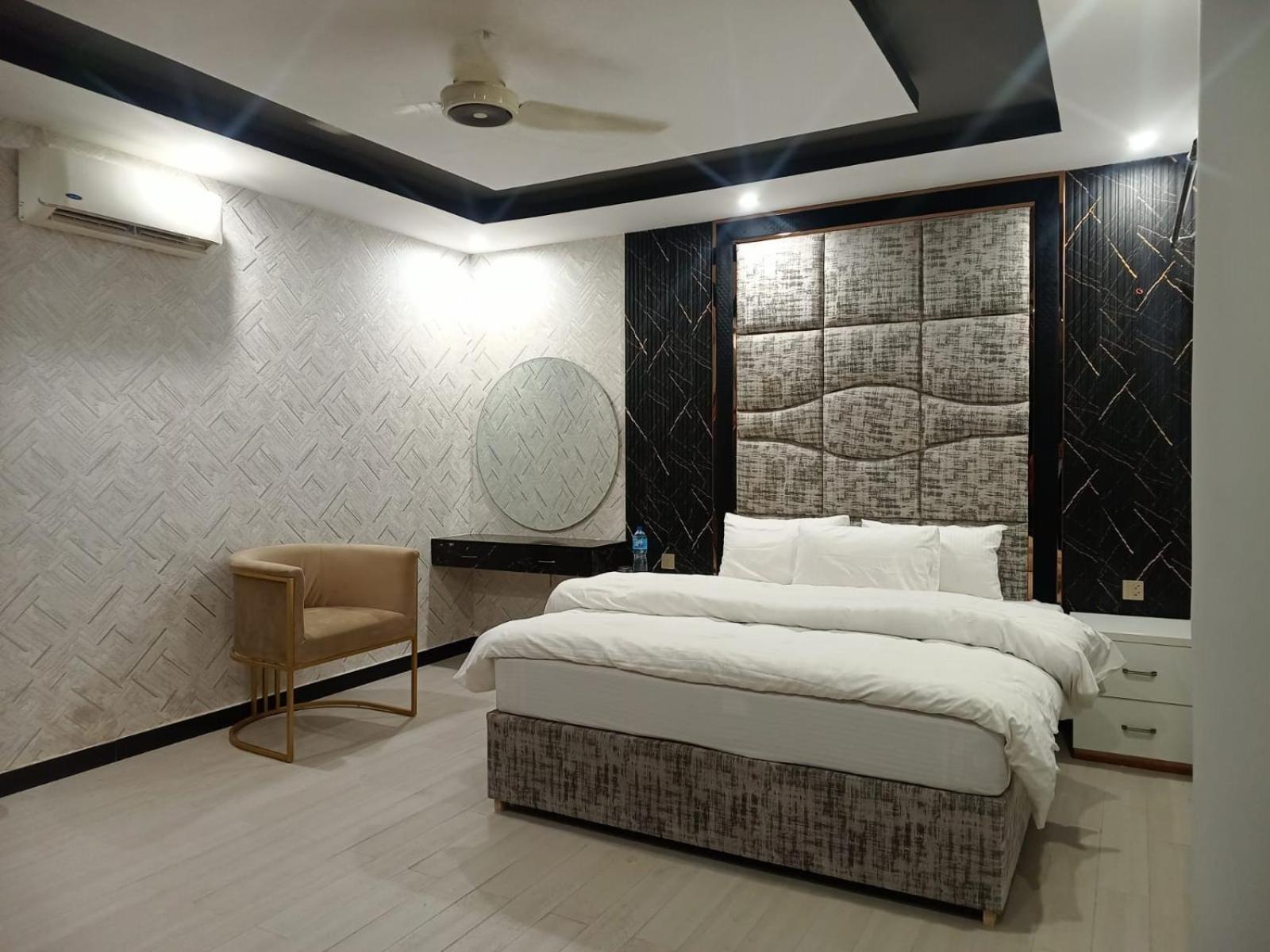 Four Season Boutique Hotel Islamabad Bagian luar foto