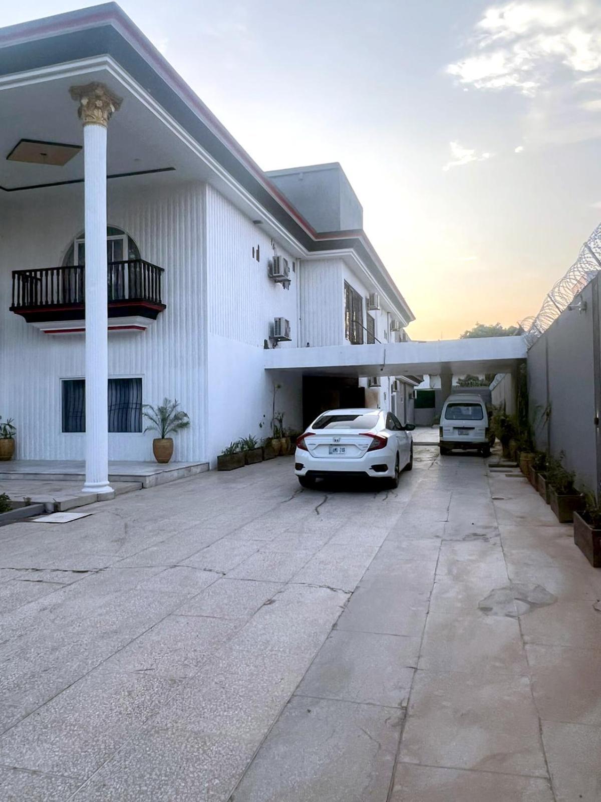 Four Season Boutique Hotel Islamabad Bagian luar foto