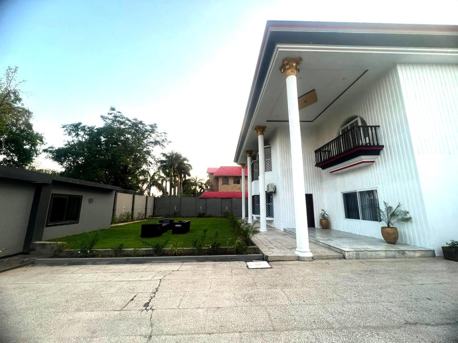 Four Season Boutique Hotel Islamabad Bagian luar foto